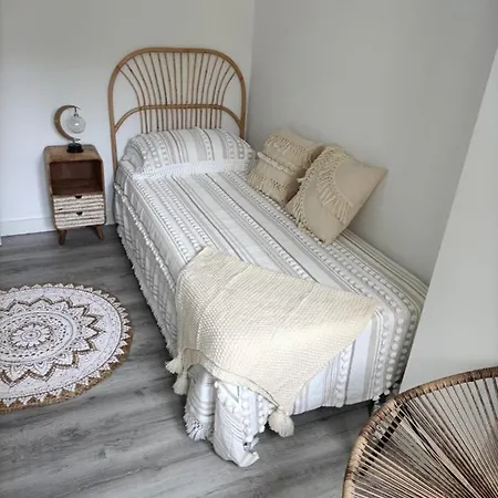 Playas Cerca, 3 Habitaciones, Mucha Luz Natural, Playas A 10' Andando Santander