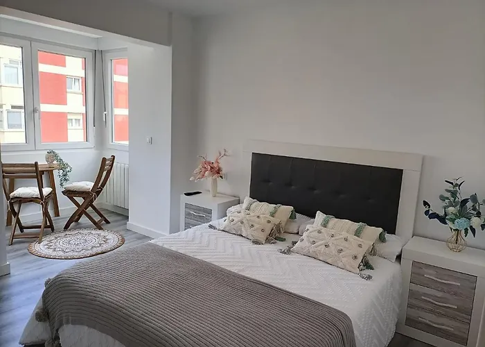 Playas Cerca, 3 Habitaciones, Mucha Luz Natural, Playas A 10' Andando Appartamento Santander